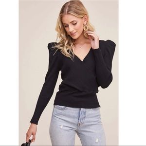 ASTR The Label Suki Wrap Puff Shoulder Sweater M